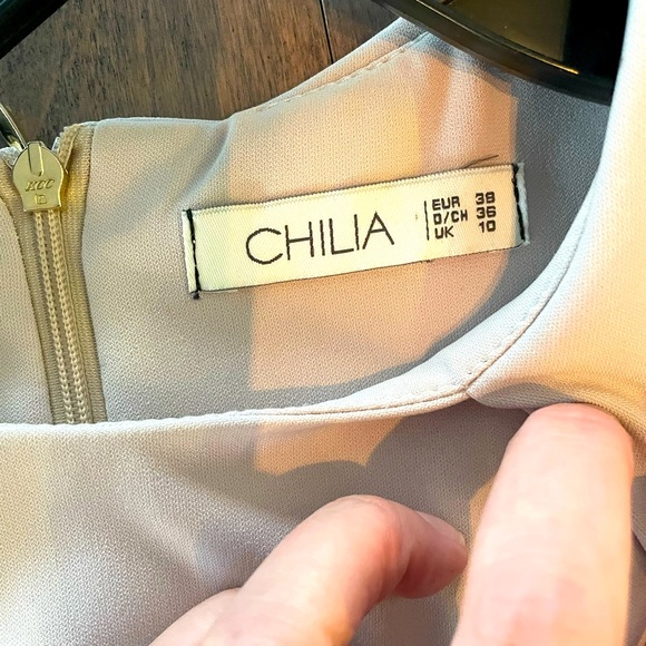 Tan Dress - Picture 4 of 9